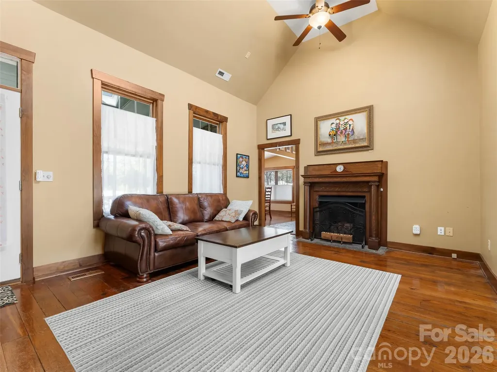 60 W Morgan Street Brevard NC 28712