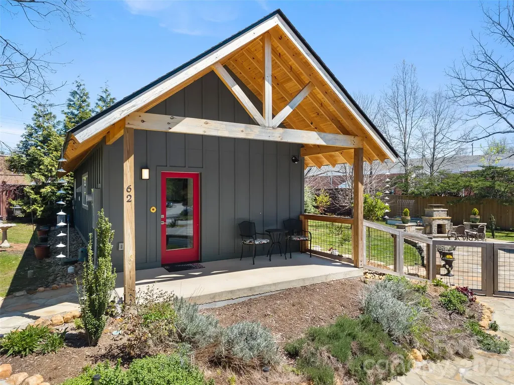 60 W Morgan Street Brevard NC 28712