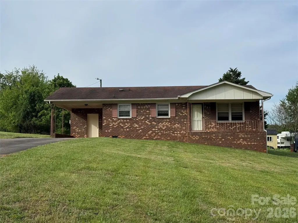 1814 Powerline Drive Shelby NC 28152