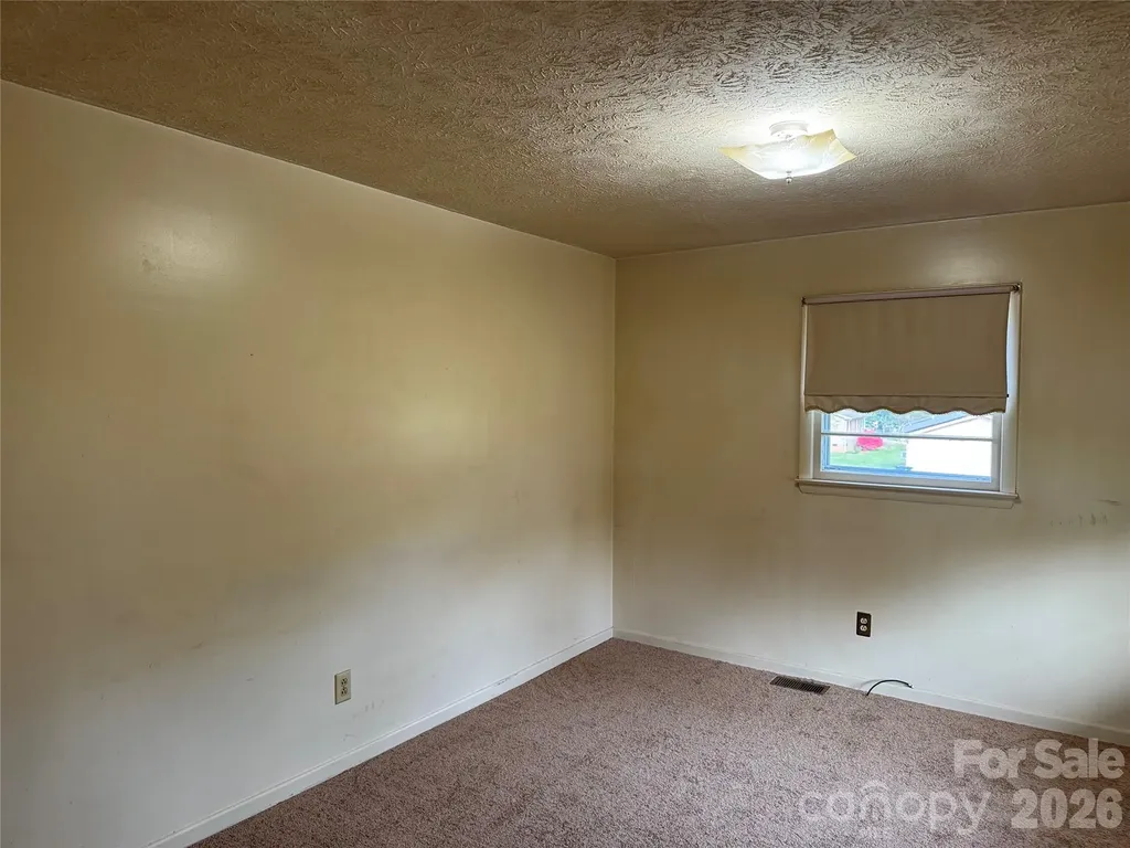 1814 Powerline Drive Shelby NC 28152