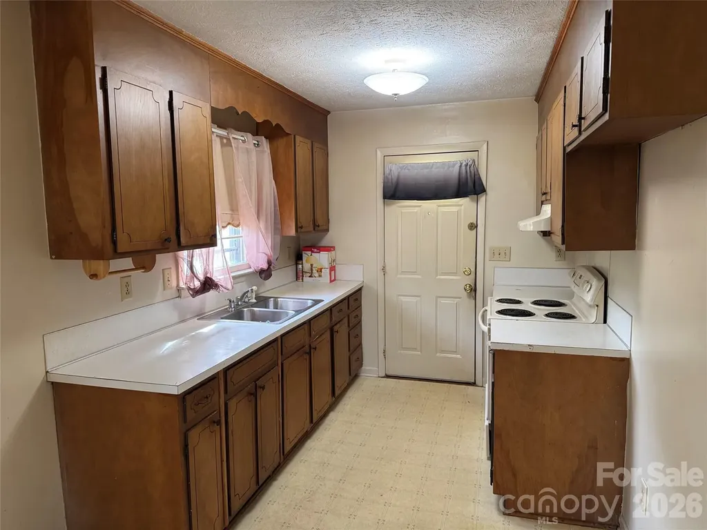 1814 Powerline Drive Shelby NC 28152