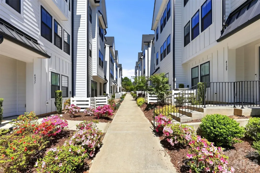 4129 Polluck Way Charlotte NC 28209