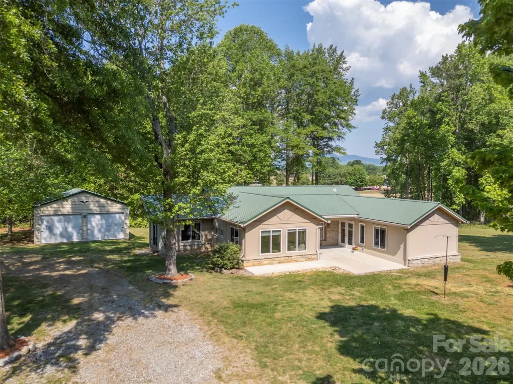 183-185 Rubin Thorne Road Campobello SC 29322