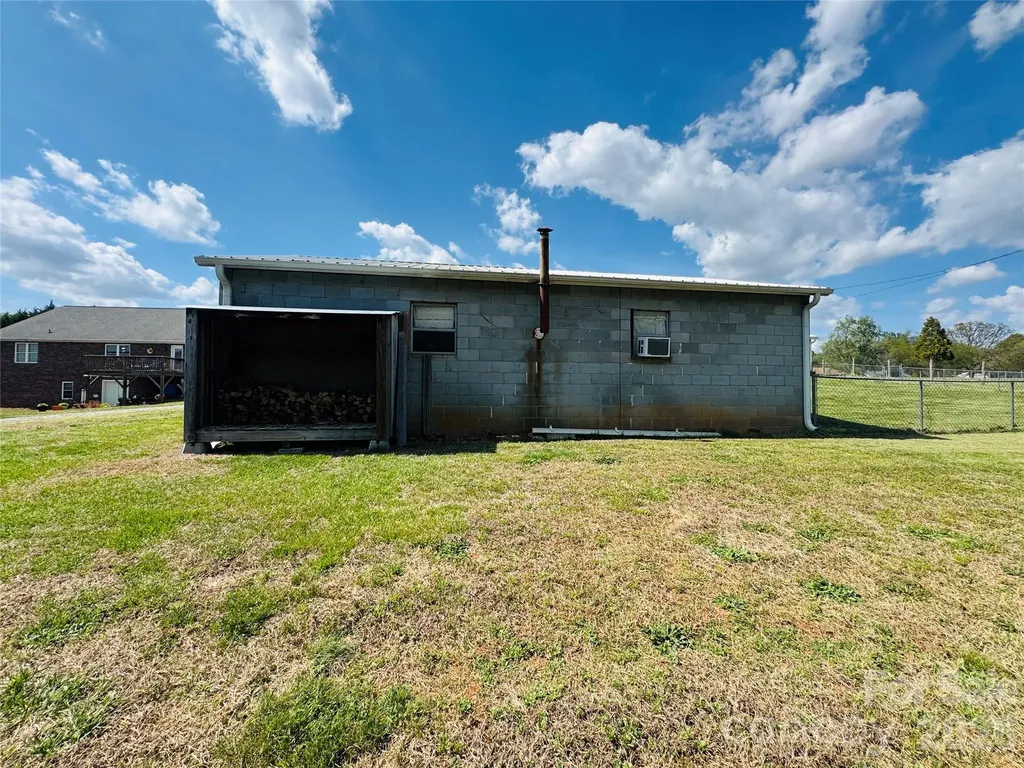 711 Simerson Road Lexington NC 27295