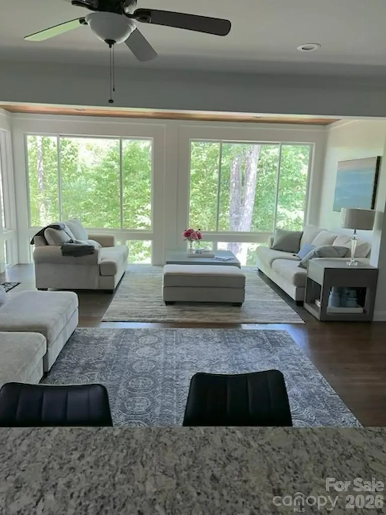 69 Old Hickory Trail Hendersonville NC 28739