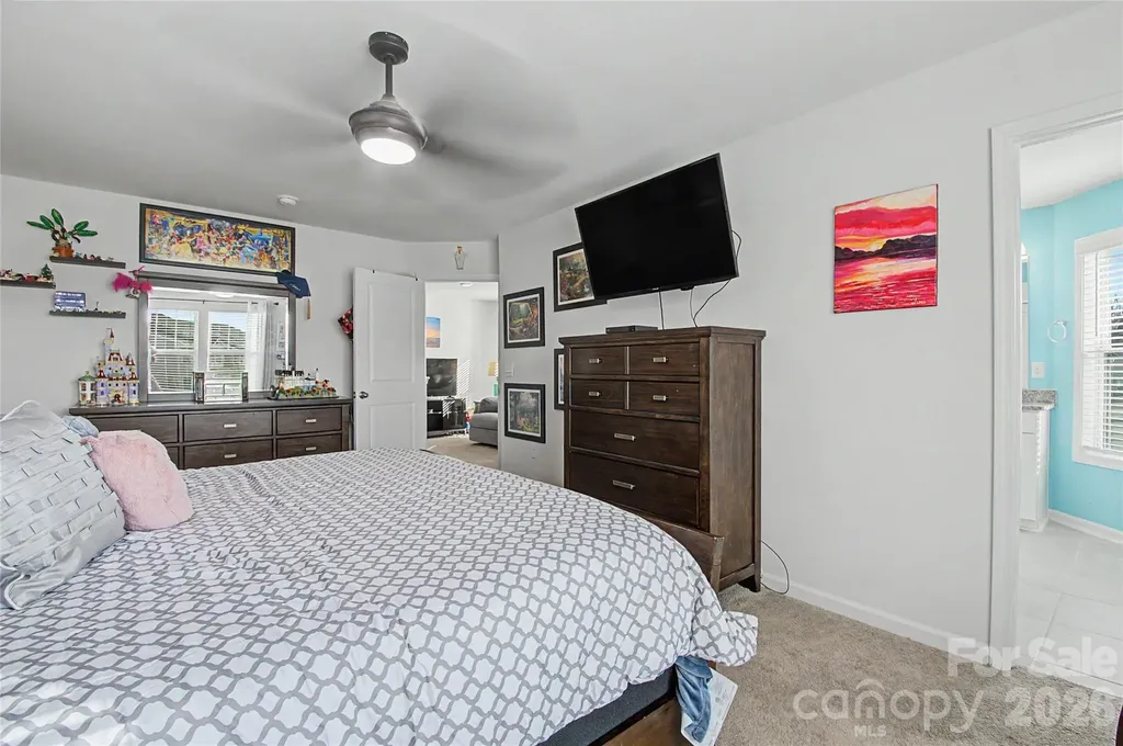 33 Cedar Hill Road Hendersonville NC 28792