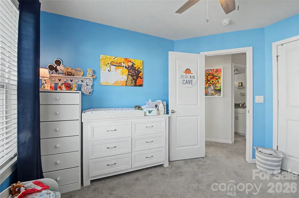 33 Cedar Hill Road Hendersonville NC 28792