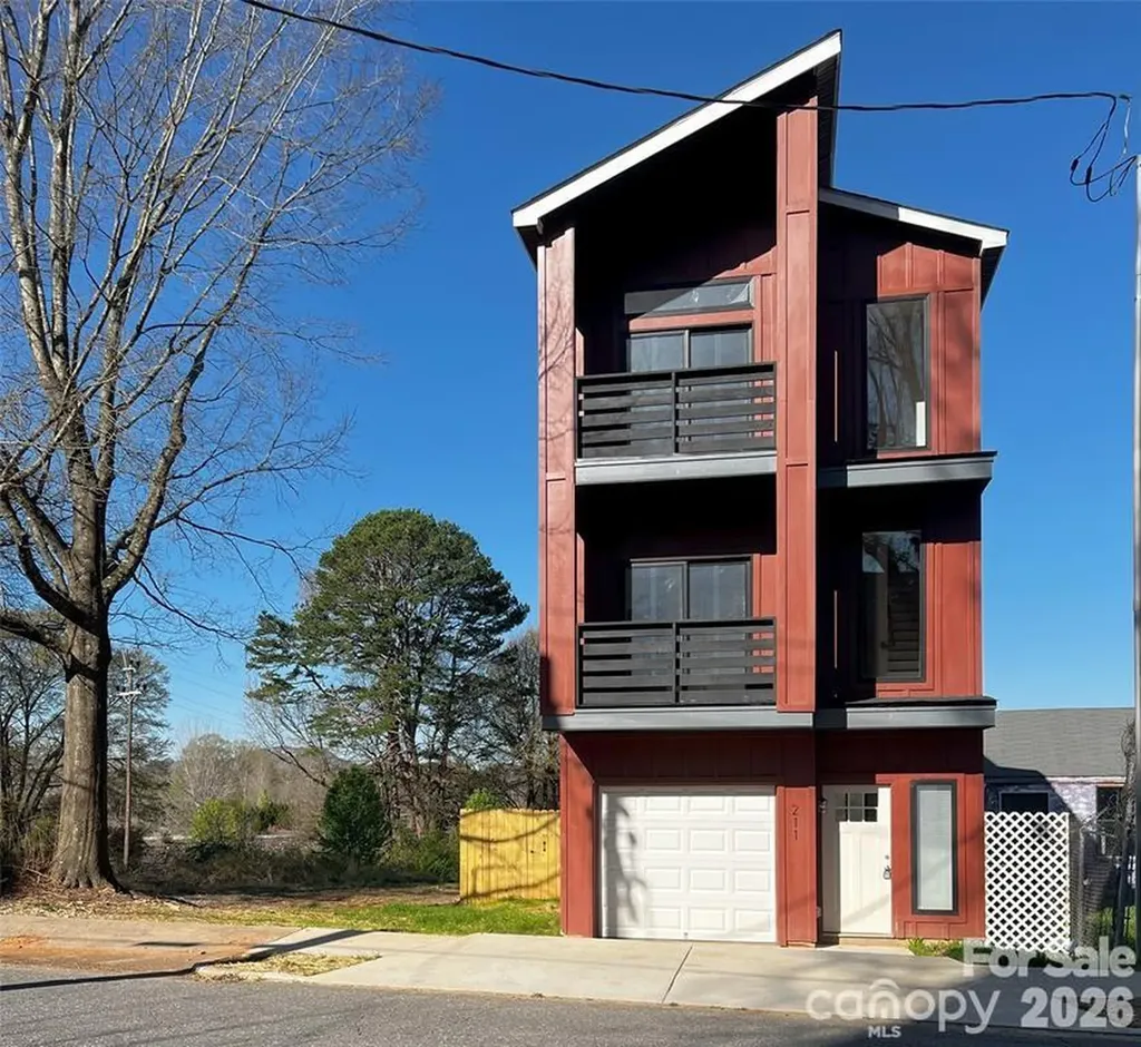 211 S Webb Street Gastonia NC 28052