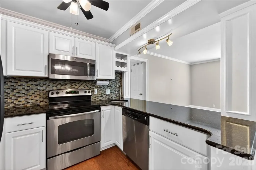 2606 Park Road Charlotte NC 28209