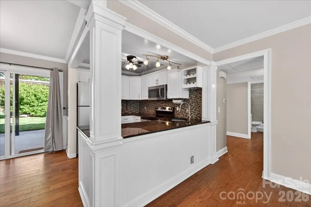 2606 Park Road Charlotte NC 28209