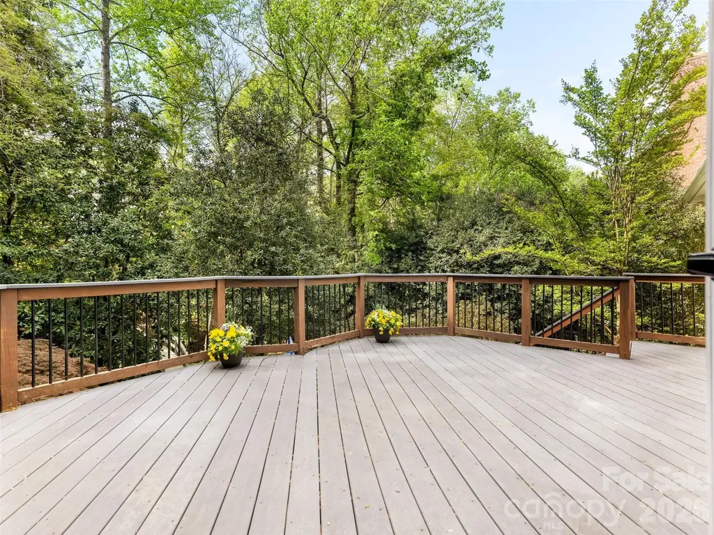 5239 Winding Brook Road Charlotte NC 28226