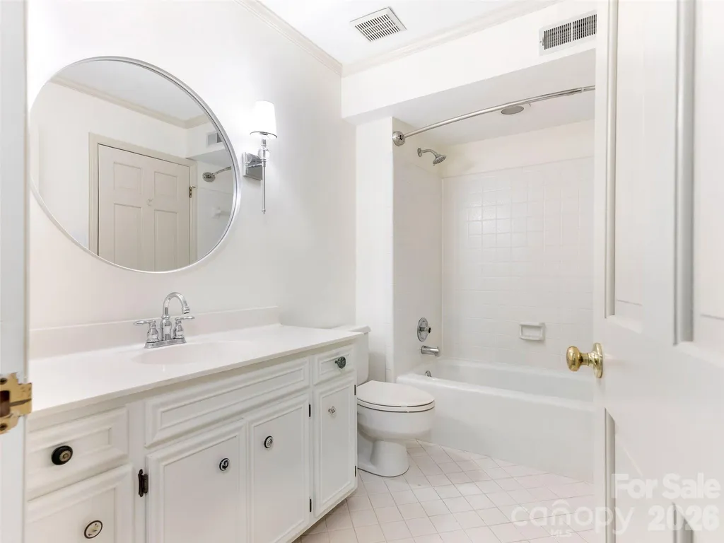 5239 Winding Brook Road Charlotte NC 28226