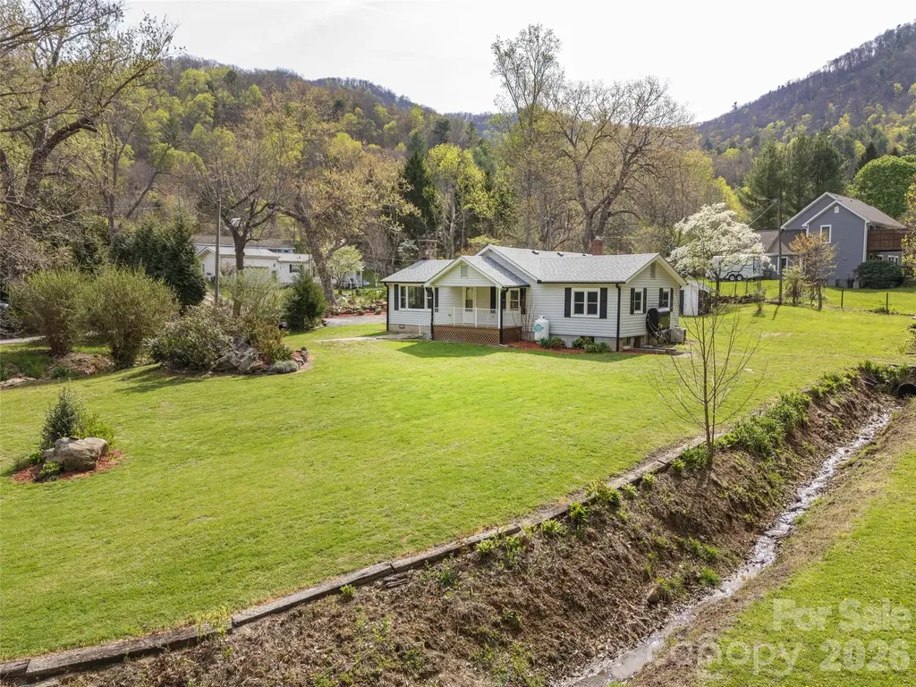 91 Rice Branch Road Asheville NC 28804