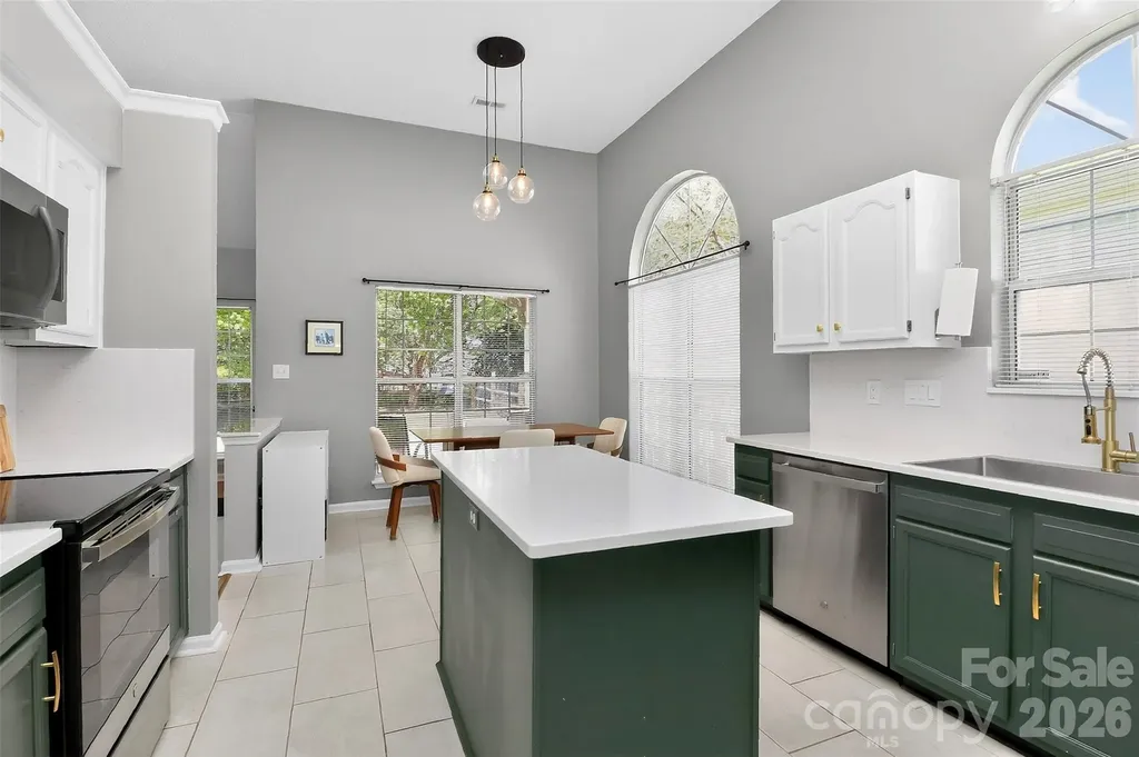 10631 Jardin Way Charlotte NC 28215