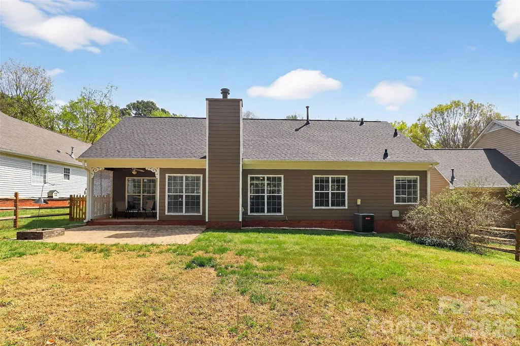 10631 Jardin Way Charlotte NC 28215