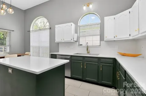 10631 Jardin Way Charlotte NC 28215