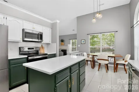 10631 Jardin Way Charlotte NC 28215