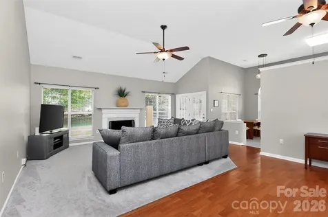10631 Jardin Way Charlotte NC 28215