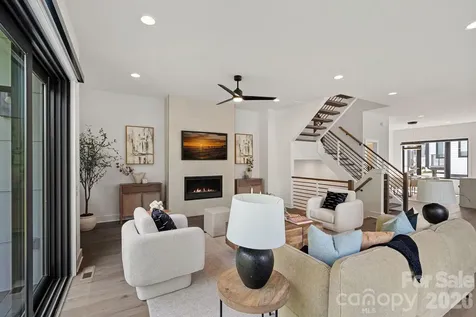 1006 Westbrook Drive Charlotte NC 28202