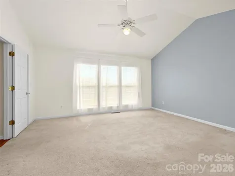 21 Old Applewood Lane Hendersonville NC 28739