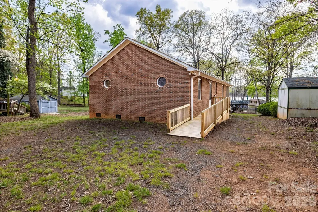 646 Springwood Drive Mount Gilead NC 27306