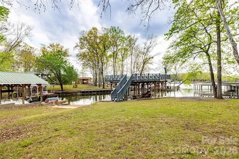 646 Springwood Drive Mount Gilead NC 27306