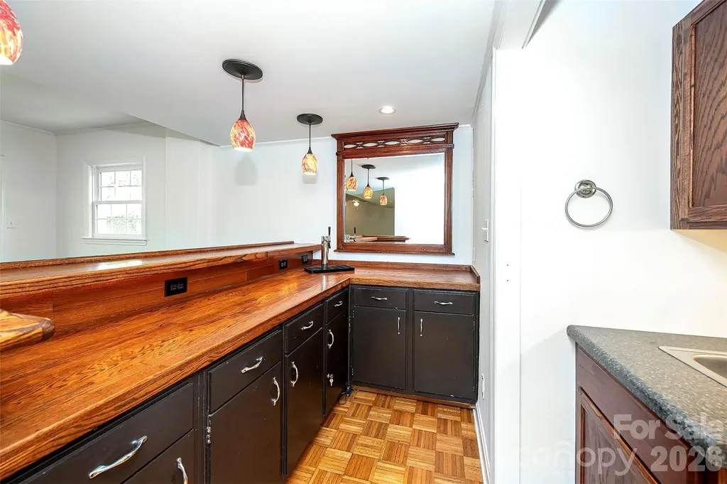 6629 Knightswood Drive Charlotte NC 28226