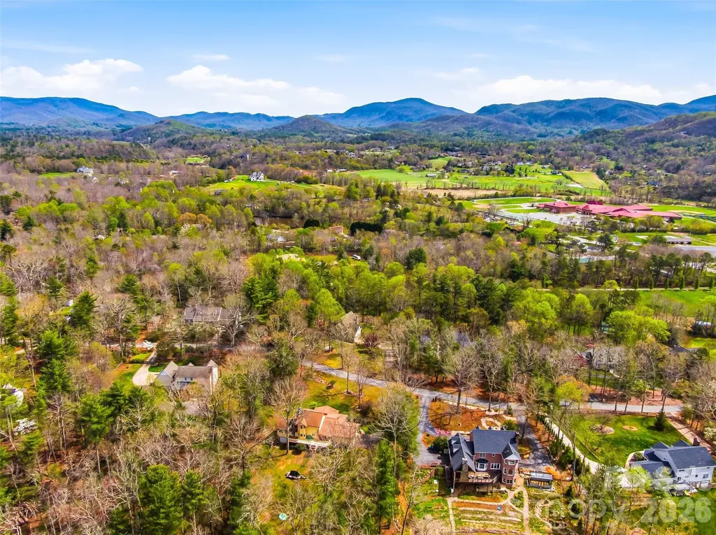 32 Franklin Farm Road Fletcher NC 28732