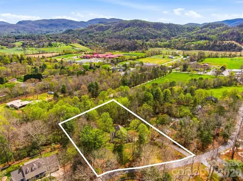 32 Franklin Farm Road Fletcher NC 28732
