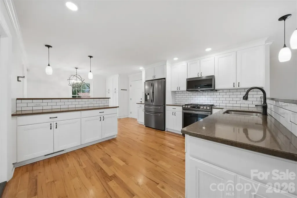 1512 Little Hill Road Newton NC 28658