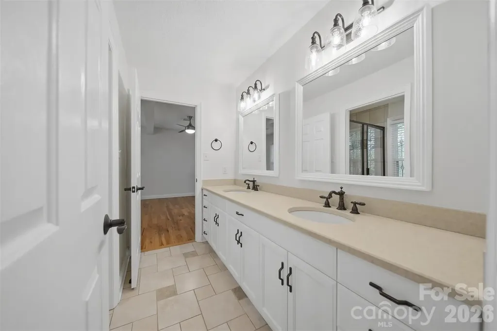 1512 Little Hill Road Newton NC 28658
