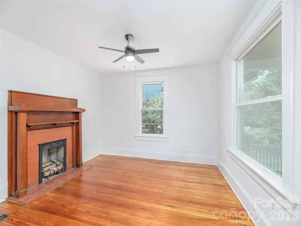 273 Hillside Street Asheville NC 28801