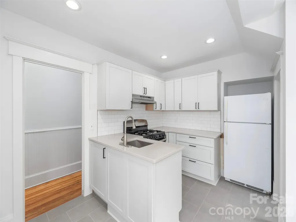 273 Hillside Street Asheville NC 28801