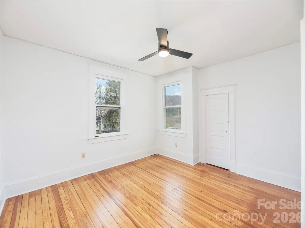 273 Hillside Street Asheville NC 28801