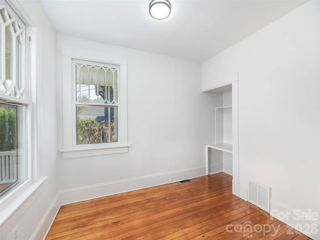 273 Hillside Street Asheville NC 28801