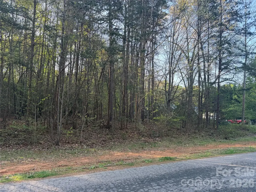 1270 Forest Ridge Drive Bessemer City NC 28016