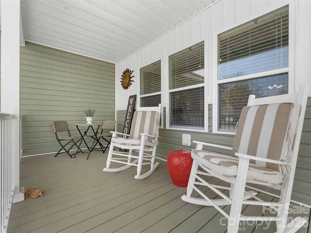 432 Sassafras Drive Hendersonville NC 28739