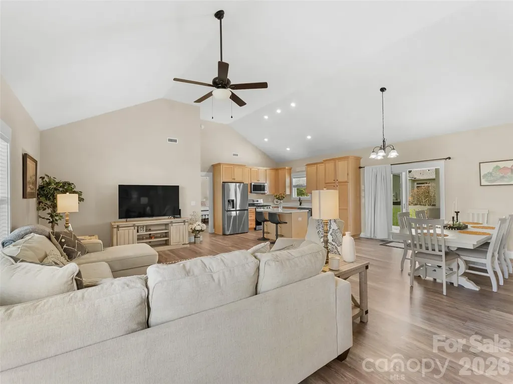 432 Sassafras Drive Hendersonville NC 28739