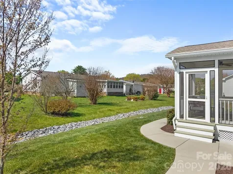 432 Sassafras Drive Hendersonville NC 28739