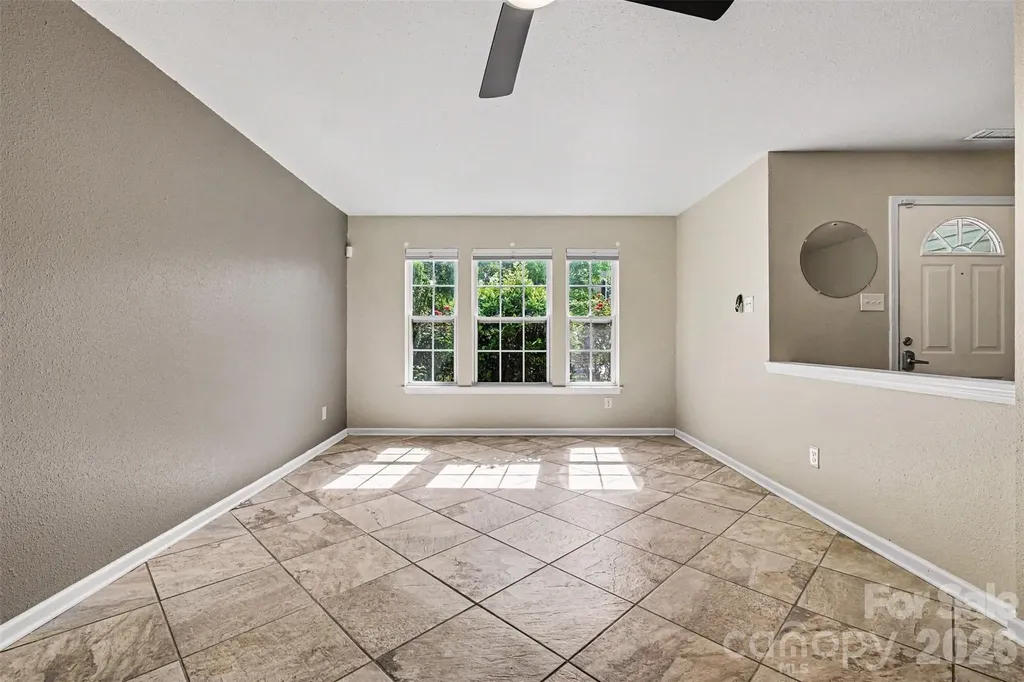 5671 Hammermill Drive Harrisburg NC 28075