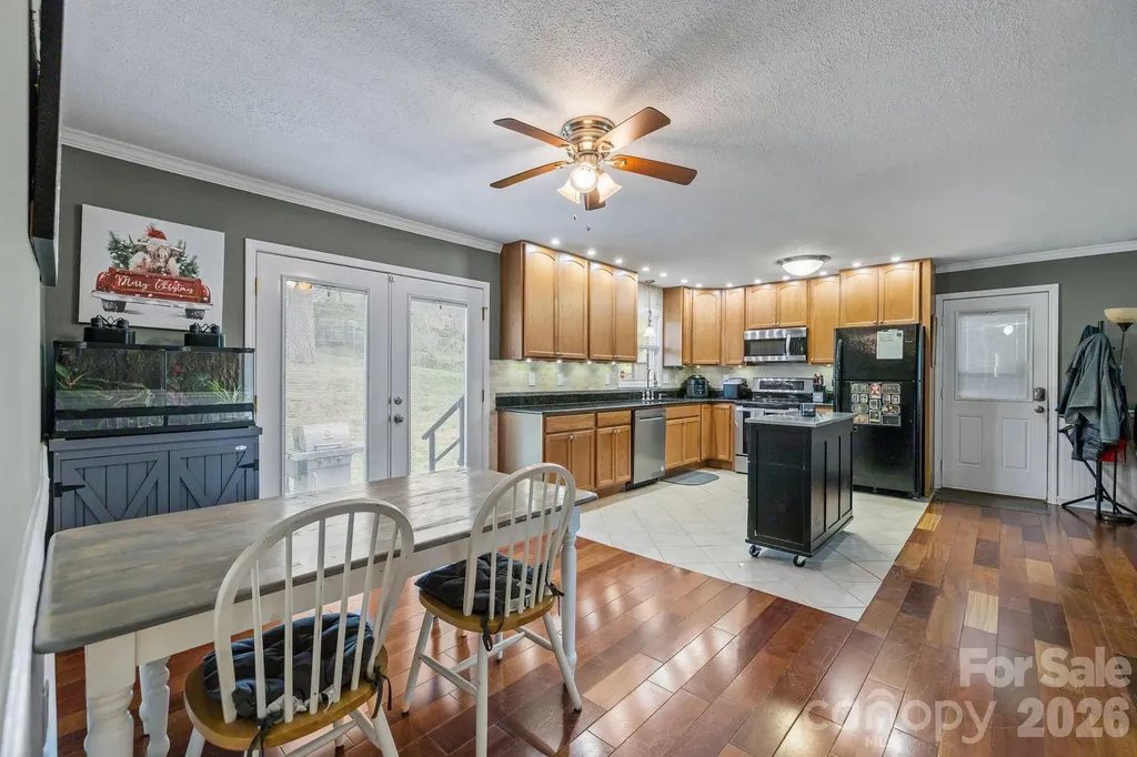 3942 Linwood Road Gastonia NC 28052