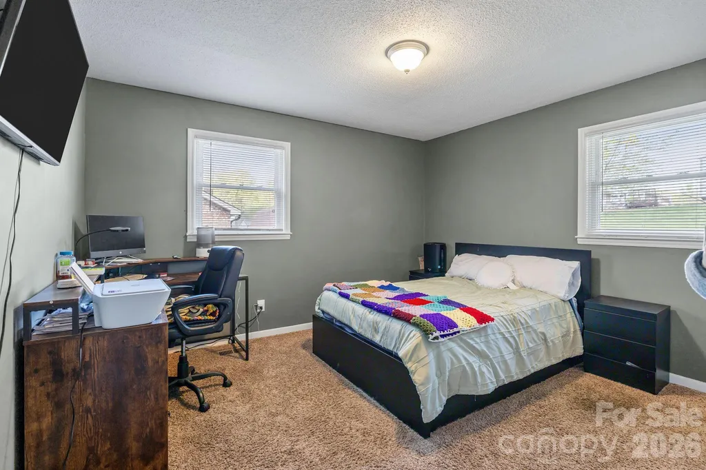 3942 Linwood Road Gastonia NC 28052