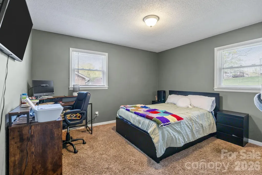 3942 Linwood Road Gastonia NC 28052
