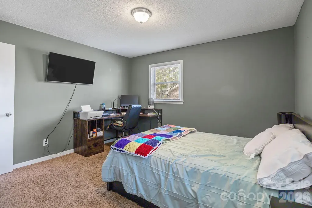 3942 Linwood Road Gastonia NC 28052