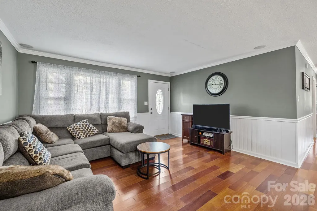 3942 Linwood Road Gastonia NC 28052
