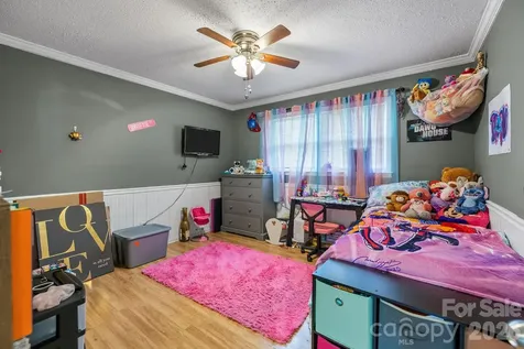3942 Linwood Road Gastonia NC 28052