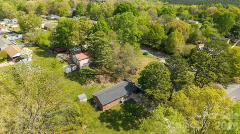 3942 Linwood Road Gastonia NC 28052