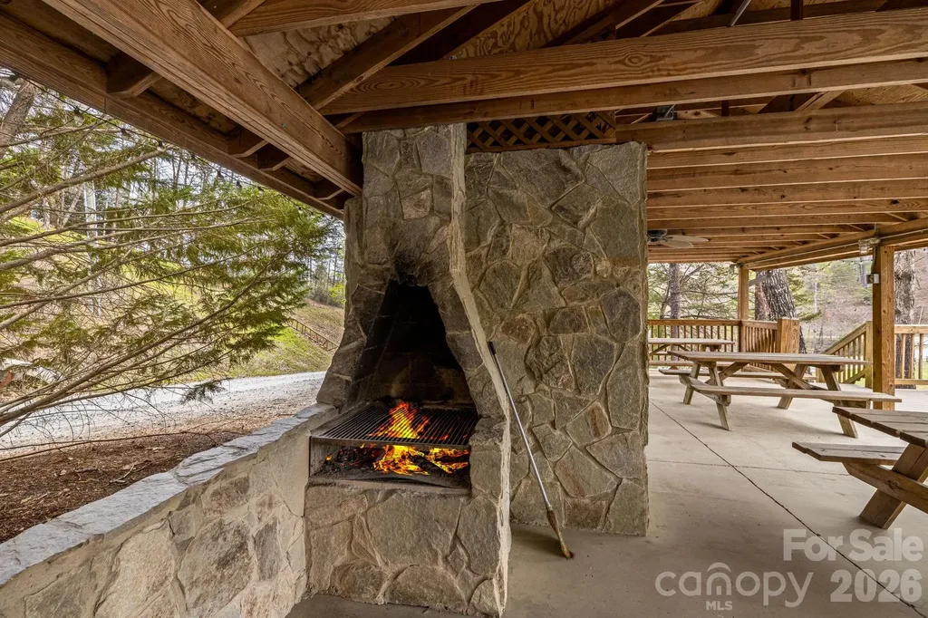 517 Pheasant Street Lake Lure NC 28746