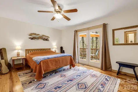 517 Pheasant Street Lake Lure NC 28746