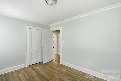 8825 Mcclure Circle Charlotte NC 28216